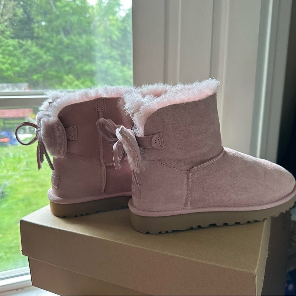 UGG Blush Pink classic double bow boots 🎀 - Picture 4 of 7
